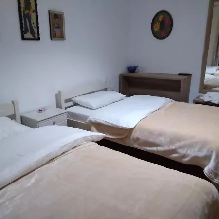 Hotel Roberto
