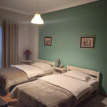Roberto Hotel Korce