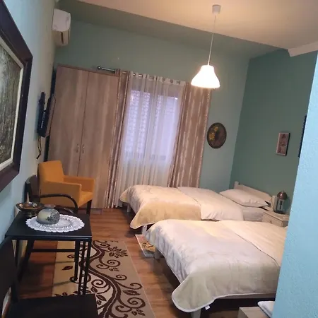 Hotell Roberto Korça