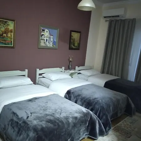 Roberto Hotel
