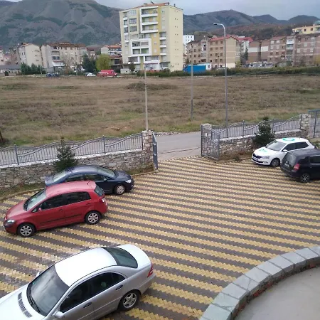 Roberto Hotel *